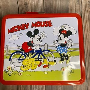 Disney tin lunch pail